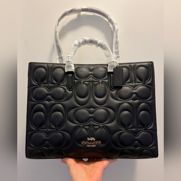 Coach Maggie Tote Bag In Signature Leather NWT - Picture 2 of 8